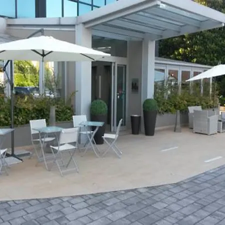 Hotel Montini Linate Airport 3*