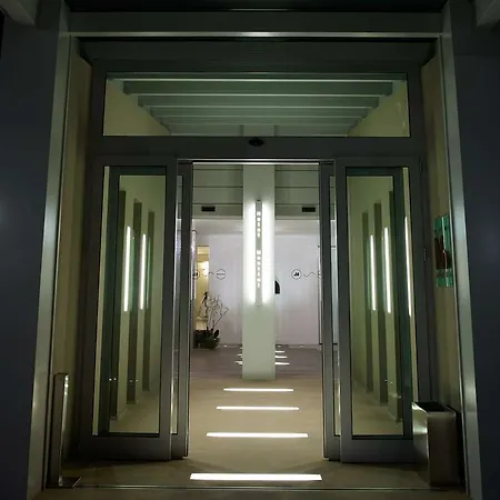 Montini Linate Airport 3*