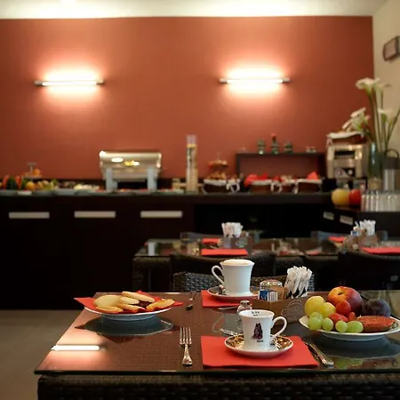 Montini Linate Airport 3* Peschiera Borromeo