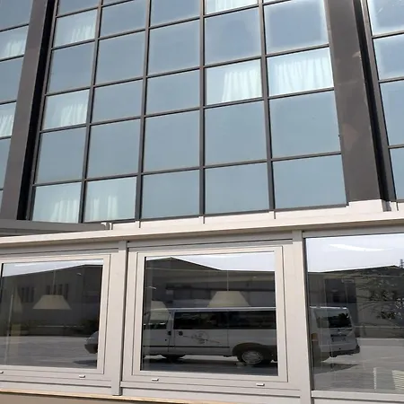 Montini Linate Airport Hotel