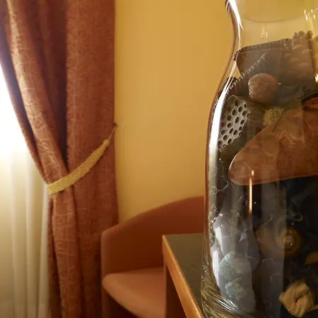 Hotel Montini Linate Airport Peschiera Borromeo
